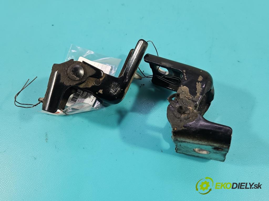 Citroen C3 III 2016-2024 1.2 12V 83 hp manual 61 kW 1199 cm3 5- Závěs: dveře zadní levý