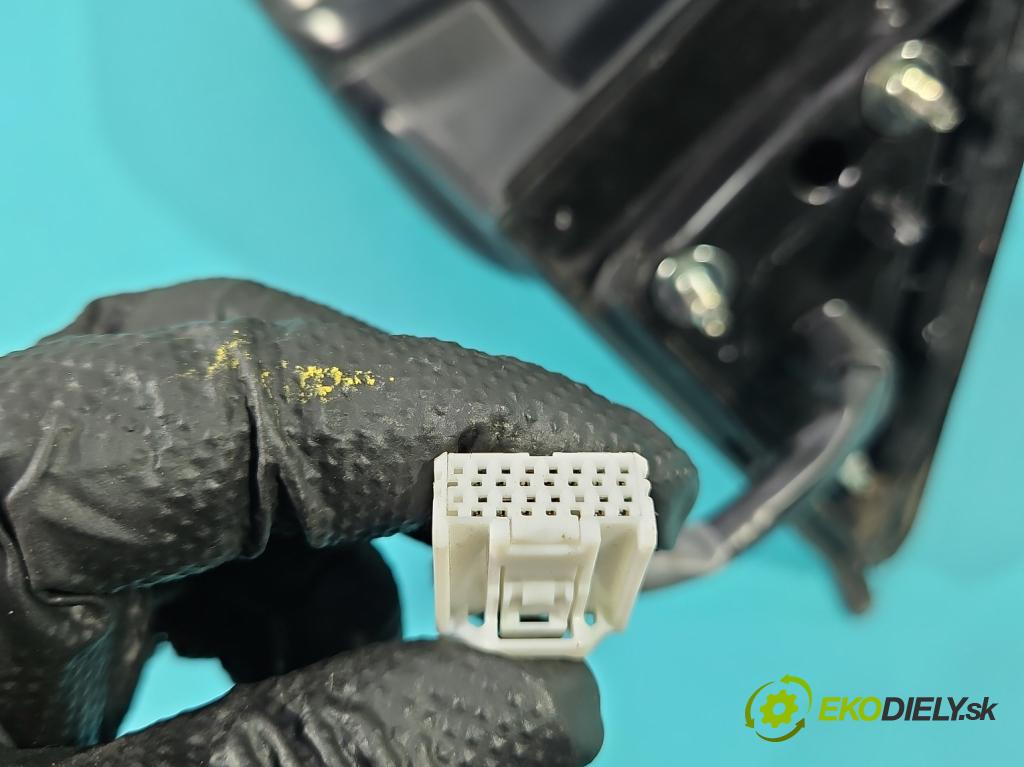 Nissan X-trail III T32 2013-2021 1.6 dci 131 HP automatic 96 kW 1598 cm3 5- zrkadlo ľavé  (Kľučka dverí ostatné)