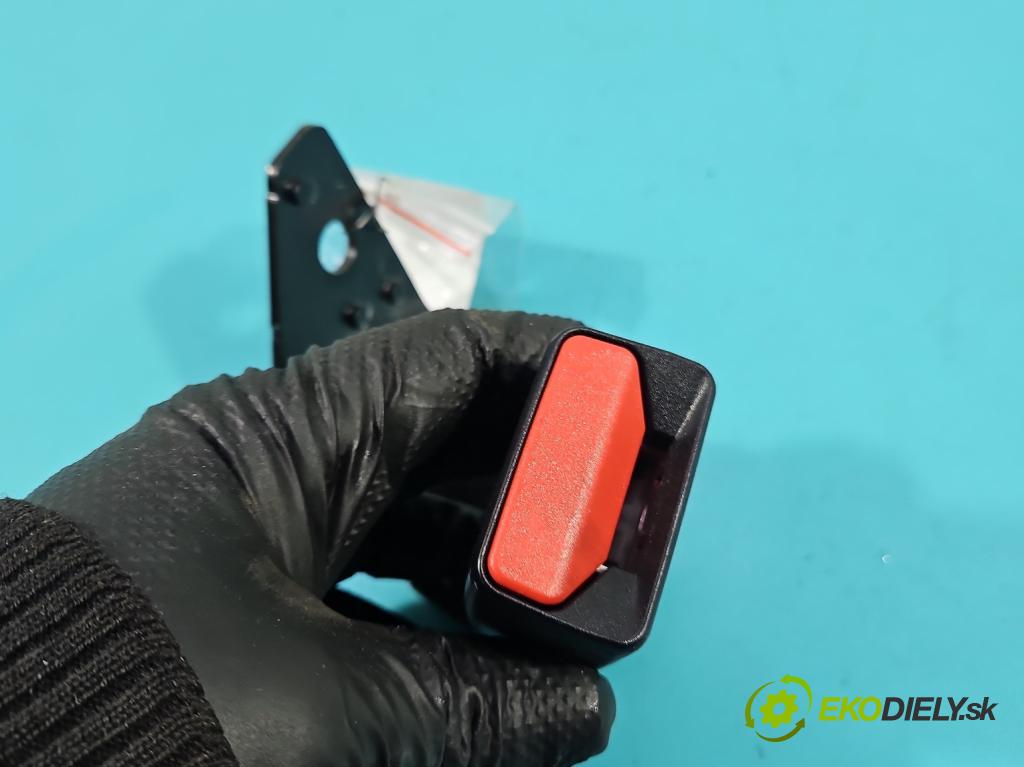 Citroen C3 III 2016-2024 1.2 12V 83 HP manual 61 kW 1199 cm3 5- pas bezpečnosť: zadné ľavý