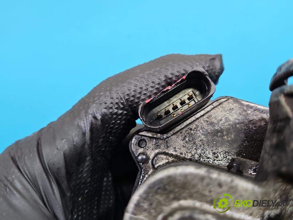 Vw Passat B6 2005-2010 2.0 tdi 140 HP manual 103 kW 1968 cm3 5- klapka 03G128063A (Škrtiaca klapka)