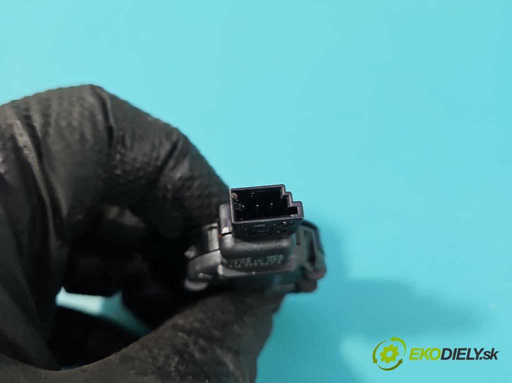 Audi Q7 2015- 3.0 TFSI CRE 333KM: automatic 245 kW 2995 cm3 5- snímač déšť: 81A955547A (Snímač deště)