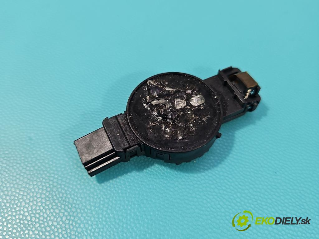 Audi Q7 2015- 3.0 TFSI CRE 333KM: automatic 245 kW 2995 cm3 5- snímač déšť: 81A955547A (Snímač deště)