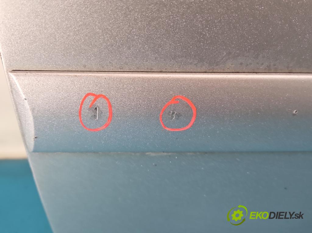 Vw Golf V 2003-2009 1.9 tdi 105 HP manual 77 kW 1896 cm3 5- dvere zadné ľavé  (Kľučka dverí ostatné)