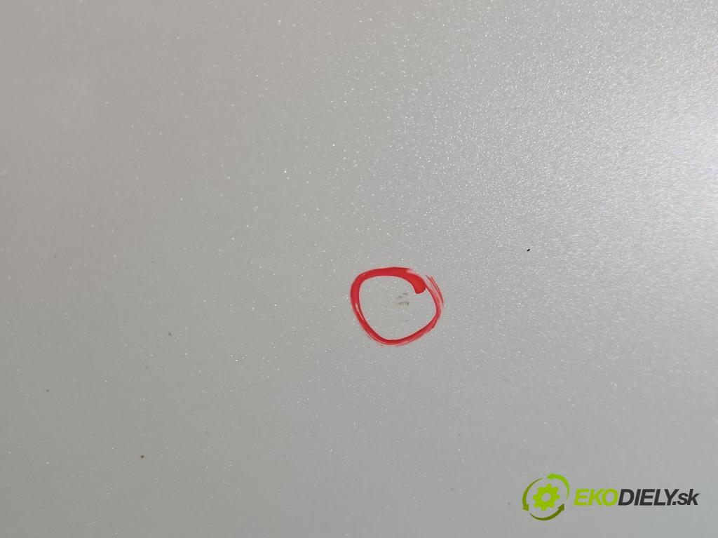 Toyota Auris II 2012-2018 1.8 16V 99 HP automatic 73 kW 1798 cm3 5- dvere predné pravé  (Kľučka dverí ostatné)