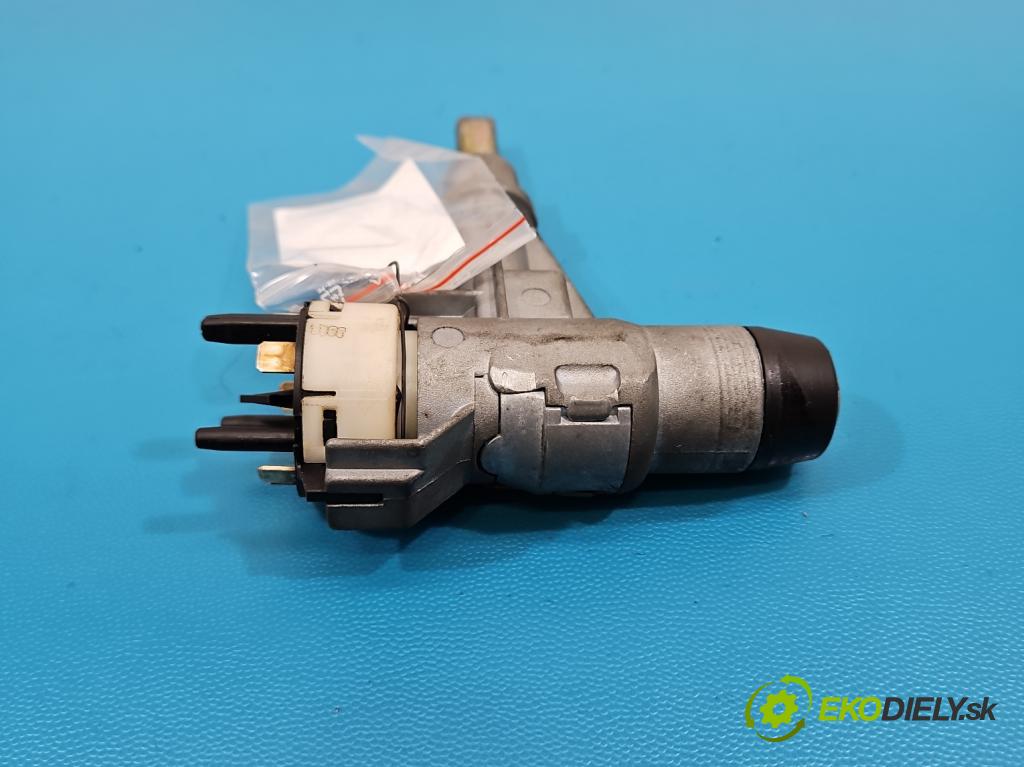 Audi 80 B3 1986-1991 1.6 8V 69KM manual 51 kW 1595 cm3 4- Spínačka  (Spínacia skrinka)