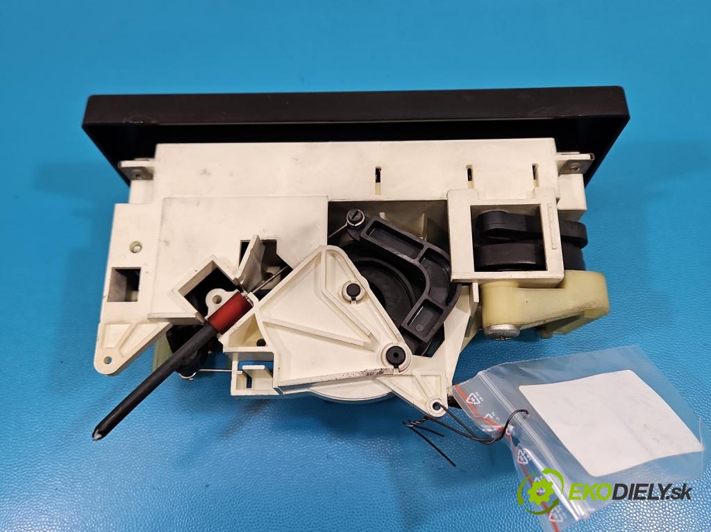 Audi 80 B3 1986-1991 1.6 8V 69KM manual 51 kW 1595 cm3 4- panel kúrenia