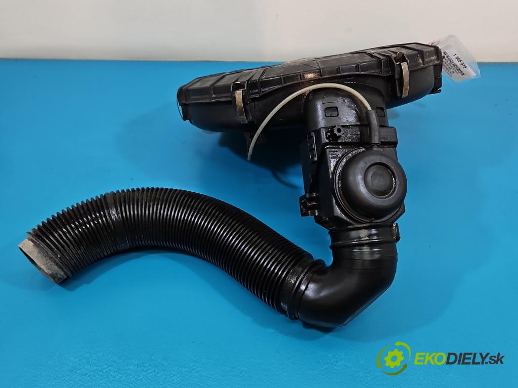 Audi 80 B3 1986-1991 1.6 8V 69KM manual 51 kW 1595 cm3 4- obal filtra vzduchu 056129620 (Kryt vzduchového filtru)