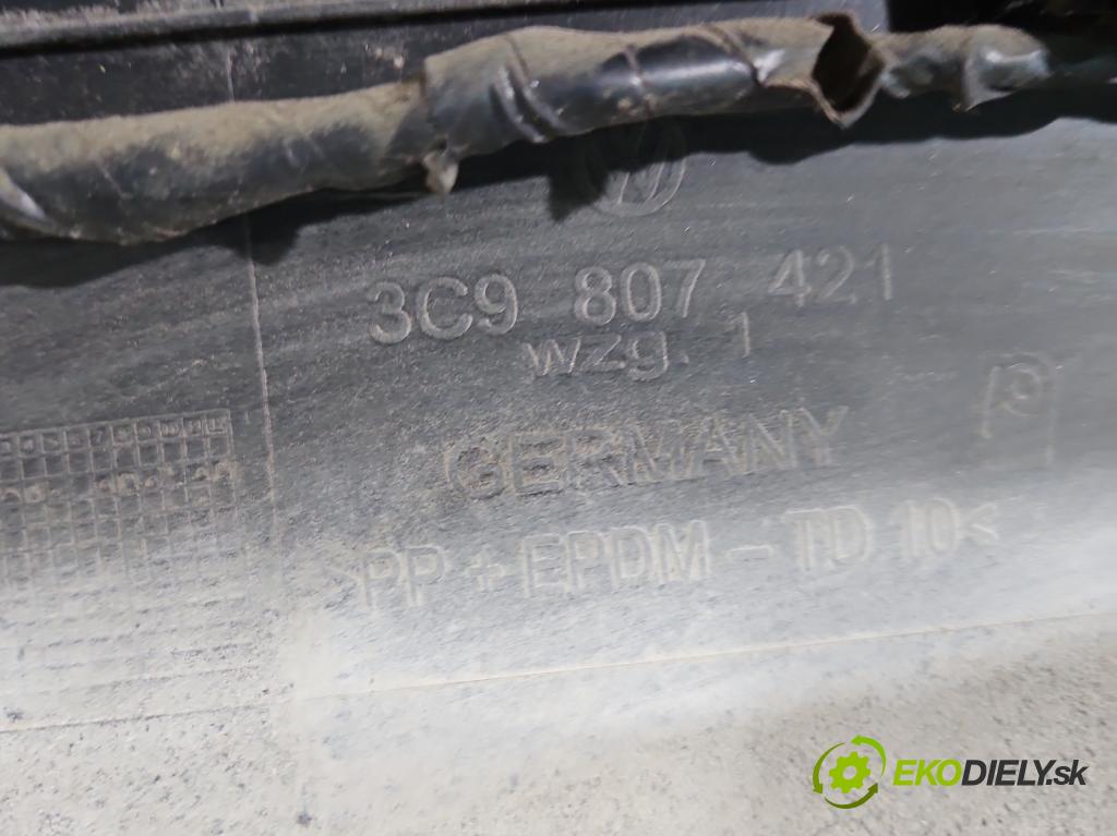 Vw Passat B6 2005-2010 2.0 tdi 140 HP manual 103 kW 1968 cm3 5- nárazník zadné 3C9807421 (Kľučka dverí ostatné)