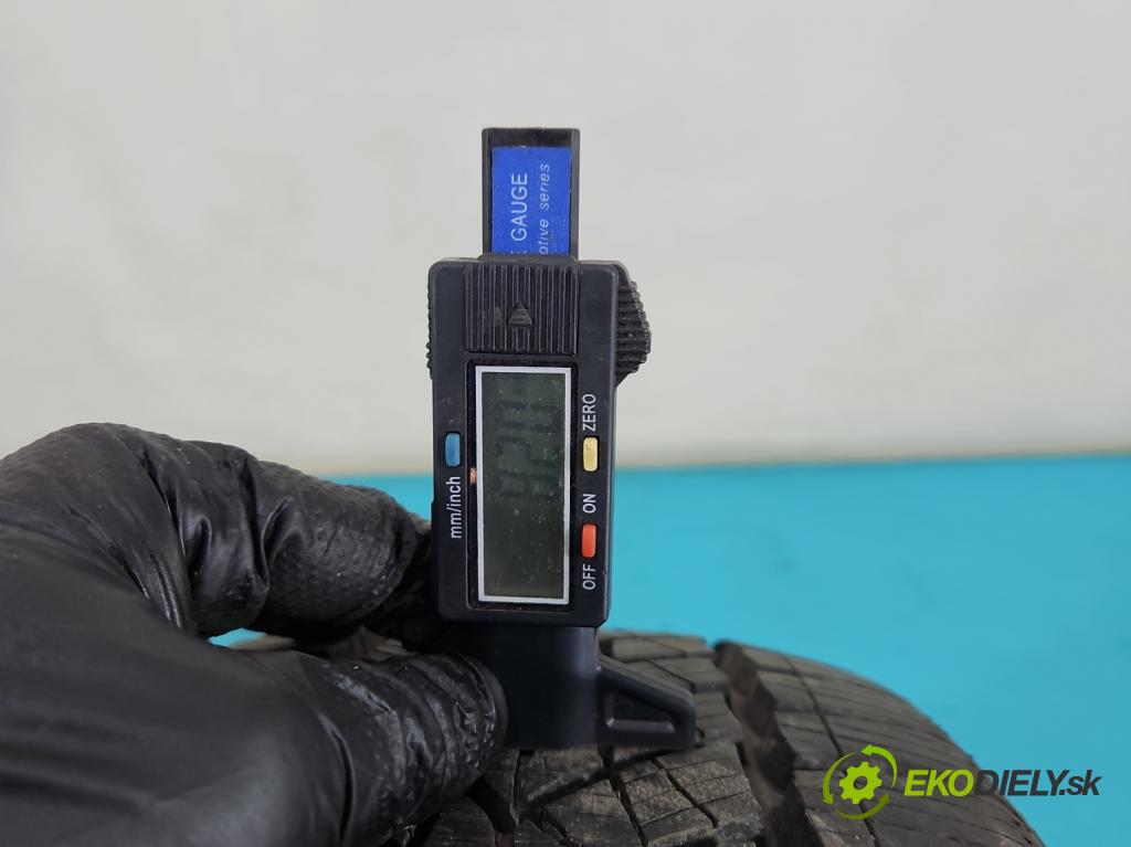 Peugeot 208 I 2012-2019 1.6 hdi 92 HP manual 68 kW 1560 cm3 5- pneumatika zimné 4ks komplet