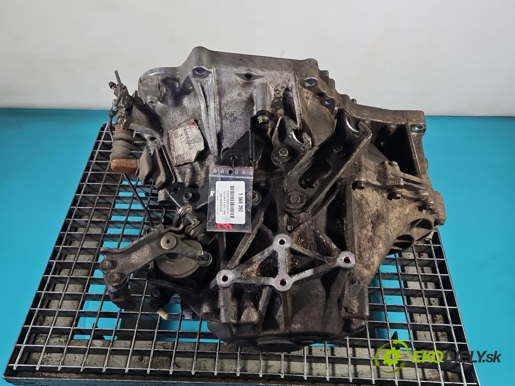 Toyota Rav4 IV 2013-2018 2.0 D4D 124 hp manual 91 kW 1998 cm3 5- převodovka stupňová manual HY1C8-N