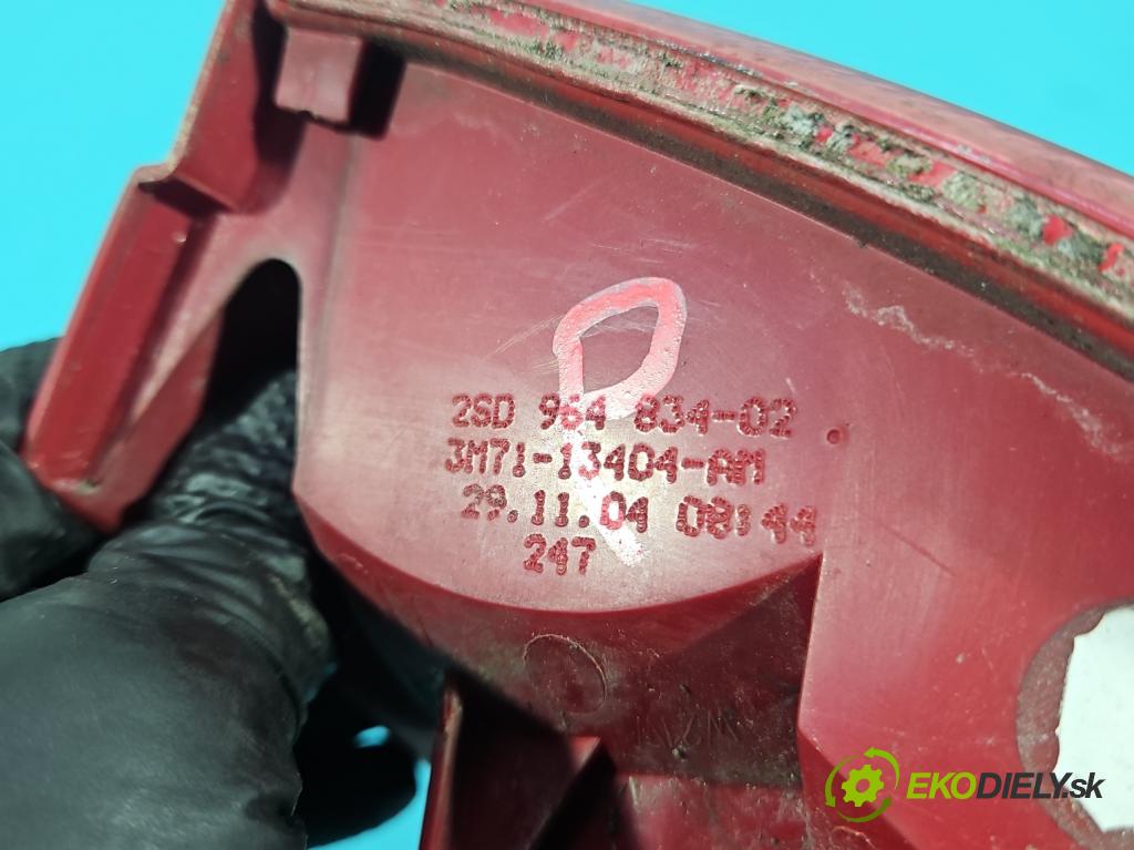 Mazda 2 I 2003-2007 1.2 16V 75 HP manual 55 kW 1242 cm3 5- svetlo / reflektor zadné pravé 3M71-13404-AM (Kľučka dverí ostatné)