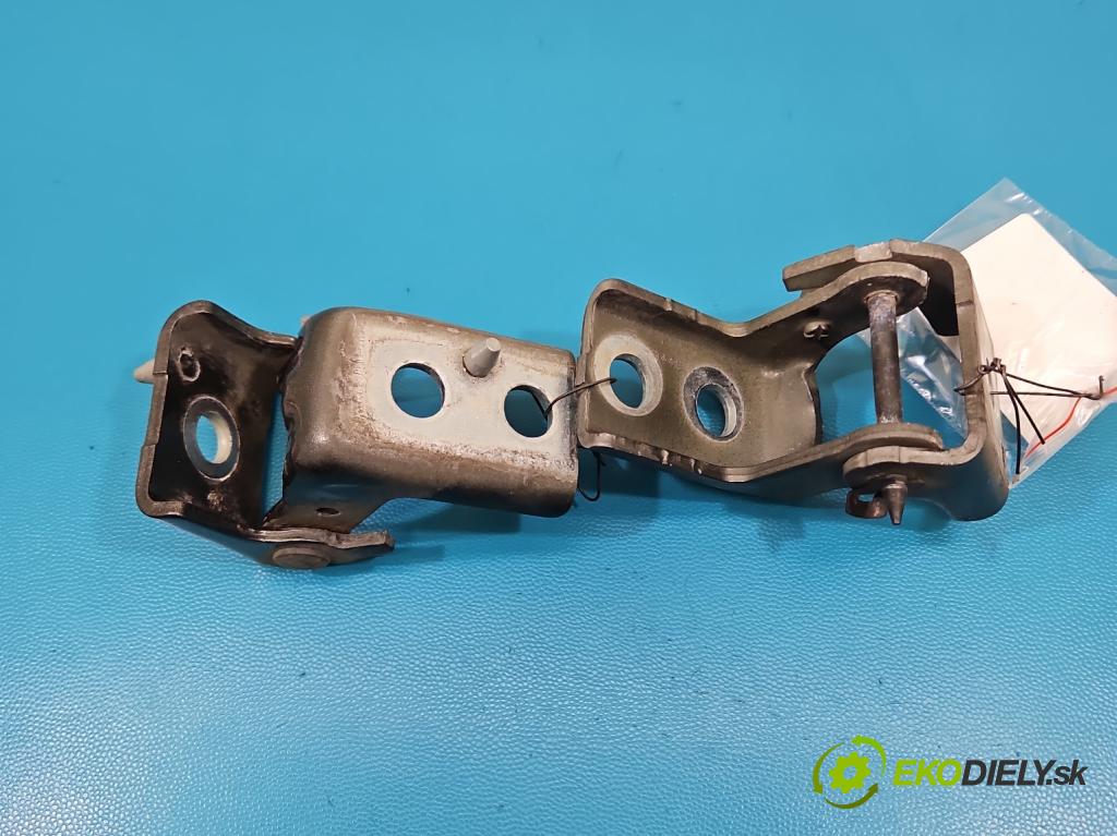 Peugeot 508 II 2018- 1.6 16V 181KM automatic 133 kW 1598 cm3 4- Závěs: dvere predné pravý