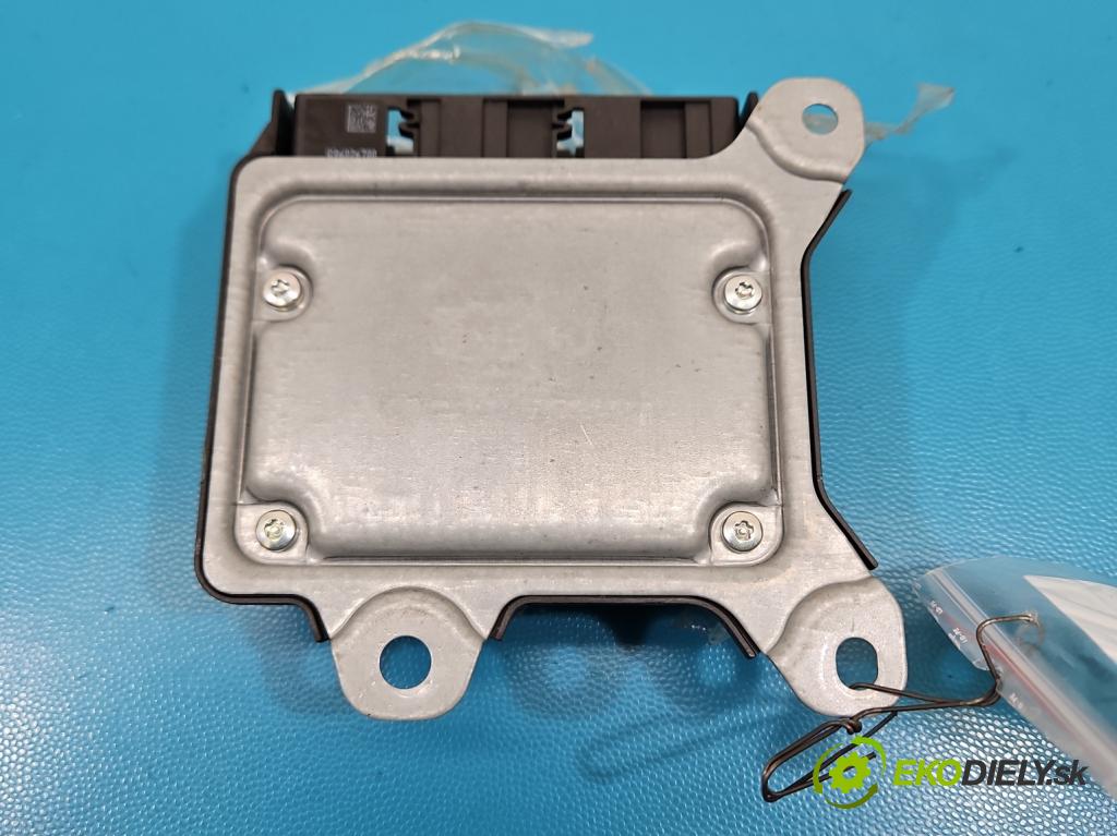 Peugeot 508 II 2018- 1.6 16V 181KM automatic 133 kW 1598 cm3 5- riadiaca jednotka vankúše: 9823741580