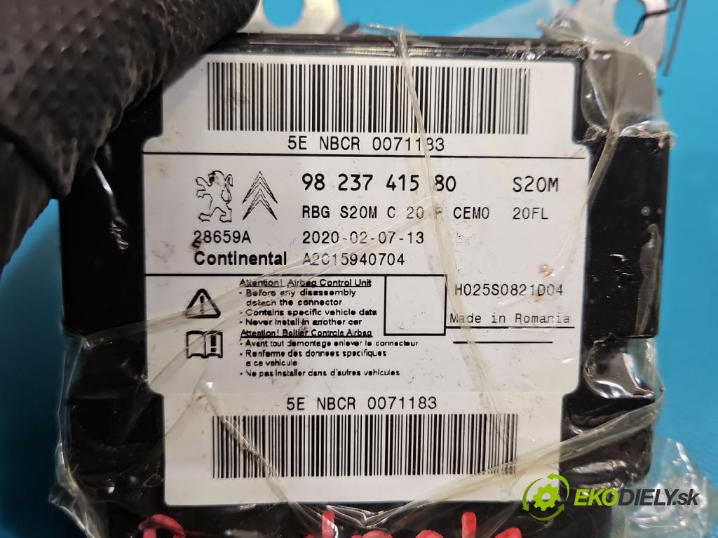 Peugeot 508 II 2018- 1.6 16V 181KM automatic 133 kW 1598 cm3 5- riadiaca jednotka vankúše: 9823741580