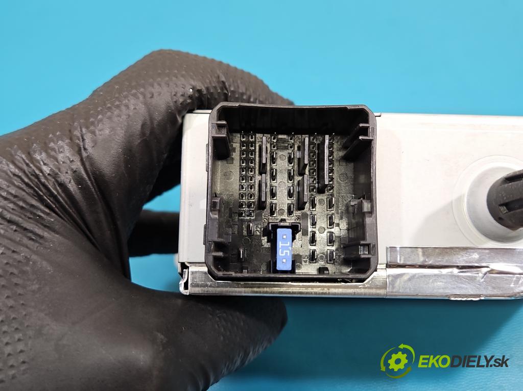 Peugeot 508 II 2018- 1.6 16V 181KM automatic 133 kW 1598 cm3 4- Navigácia: čítačka 9833499380