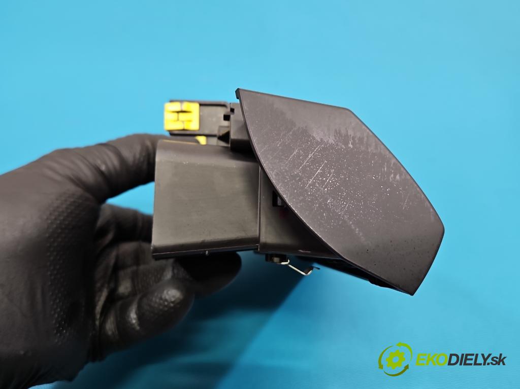 Peugeot 508 II 2018- 1.6 16V 181KM automatic 133 kW 1598 cm3 4- Mřížka: kúrenia ostatné 9813436477