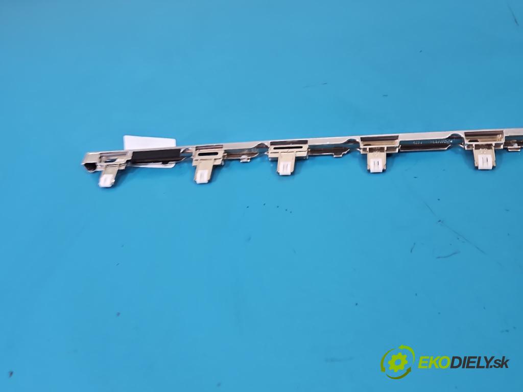 Peugeot 508 II 2018- 1.6 16V 181KM automatic 133 kW 1598 cm3 4- lišta ozdobná vnitŕní: 9818792977