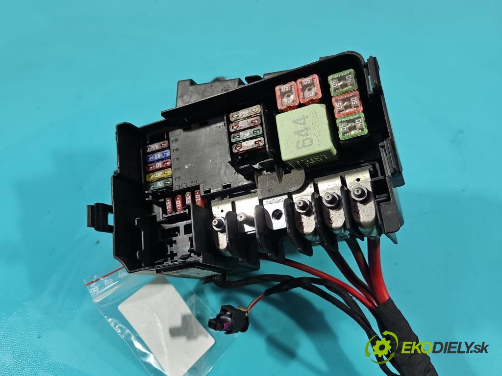 Skoda Rapid 2012-2019 1.4 tdi 90 hp manual 66 kW 1422 cm3 5- skříňka pojistková 6C0907361F (Pojistková skříňka)