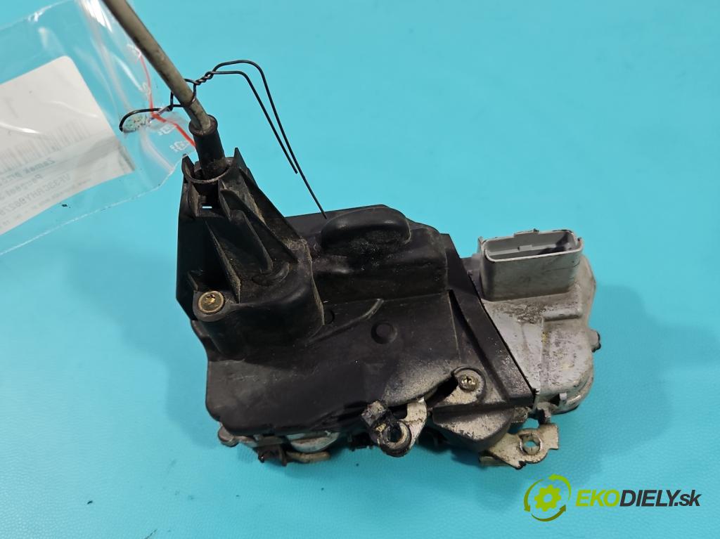 Peugeot 307 2.0 hdi 90 HP manual 66 kW 1997 cm3 5- zámok predné ľavý