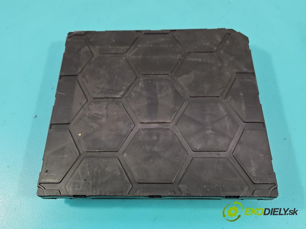 Skoda Rapid 2012-2019 1.4 tdi 90 HP manual 66 kW 1422 cm3 5- riadiaca jednotka komfortu 6C0937089E