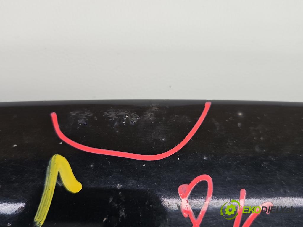 Nissan X-trail III T32 2013-2021 1.6 dci 131 HP automatic 96 kW 1598 cm3 5- kapota predná