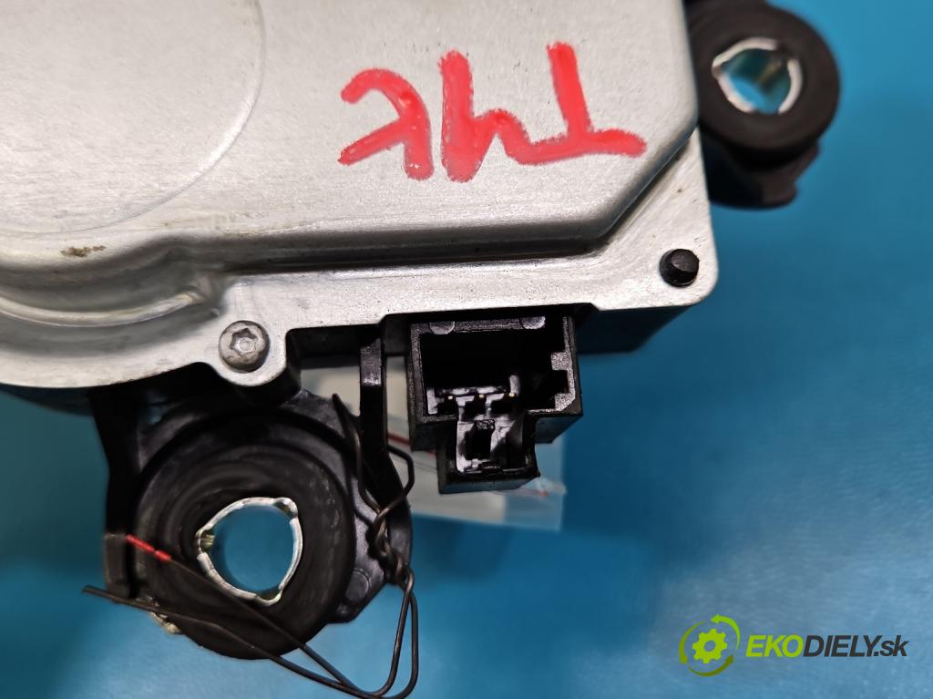 Volvo C30 1.6 hdi 109 HP manual 80 kW 1560 cm3 3- motor stieračov zadné 53028312