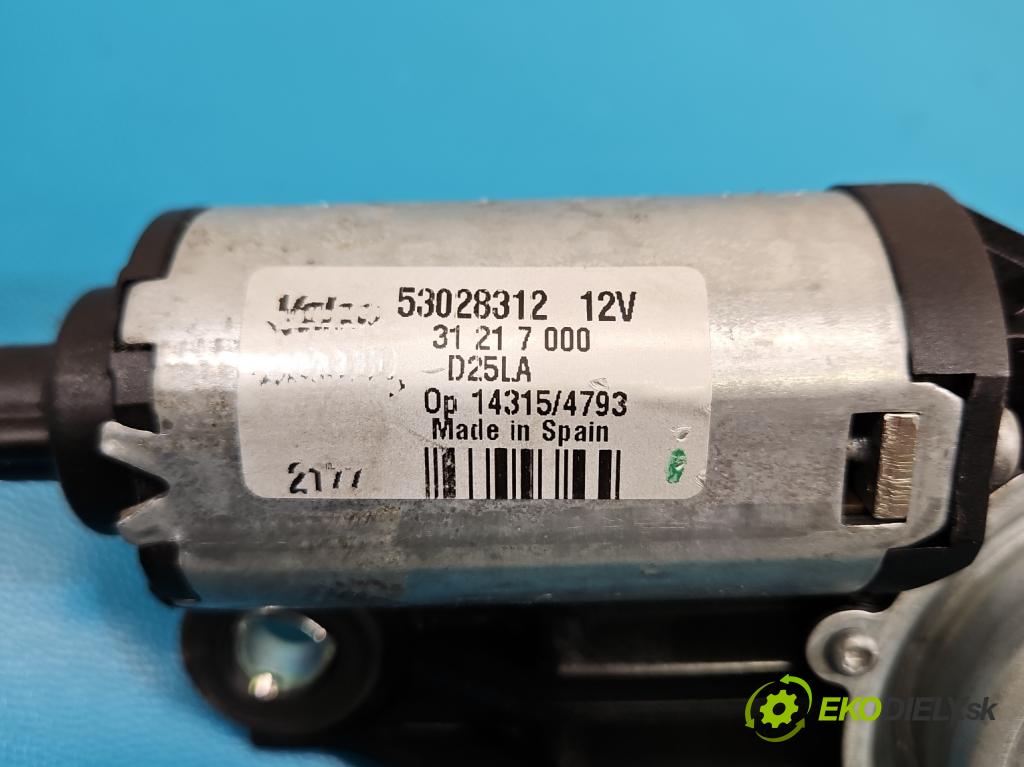 Volvo C30 1.6 hdi 109 HP manual 80 kW 1560 cm3 3- motor stieračov zadné 53028312