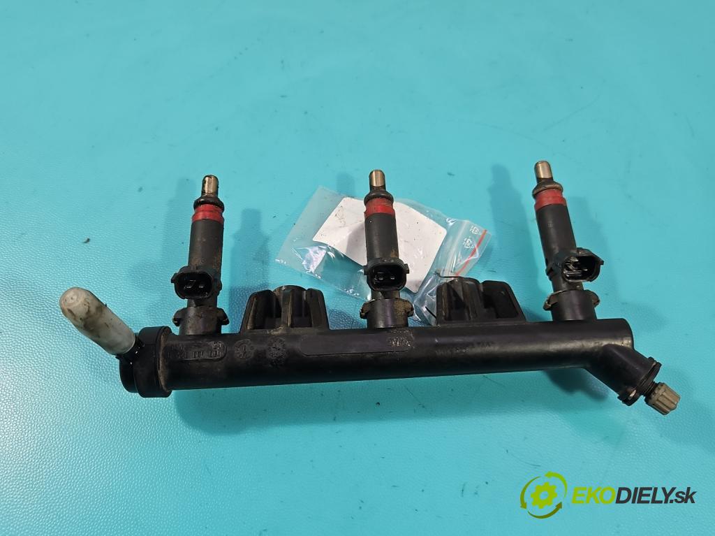 Vw Polo IV 9N 2001-2009 1.2 6V 54 HP manual 40 kW 1198 cm3 5- vstrek 03D906031C (Vstrekovač paliva)