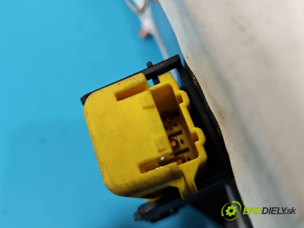 Vw Polo IV 9N 2001-2009 1.2 6V 54 HP manual 40 kW 1198 cm3 5- airbag vzduchové soubor: