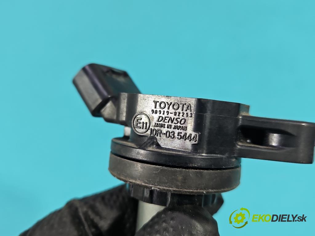 Toyota Auris II 2012-2018 1.8 16V 99 HP automatic 73 kW 1798 cm3 5- cievka zapaľovacia 90919-02258 (Zapaľovacia cievka)