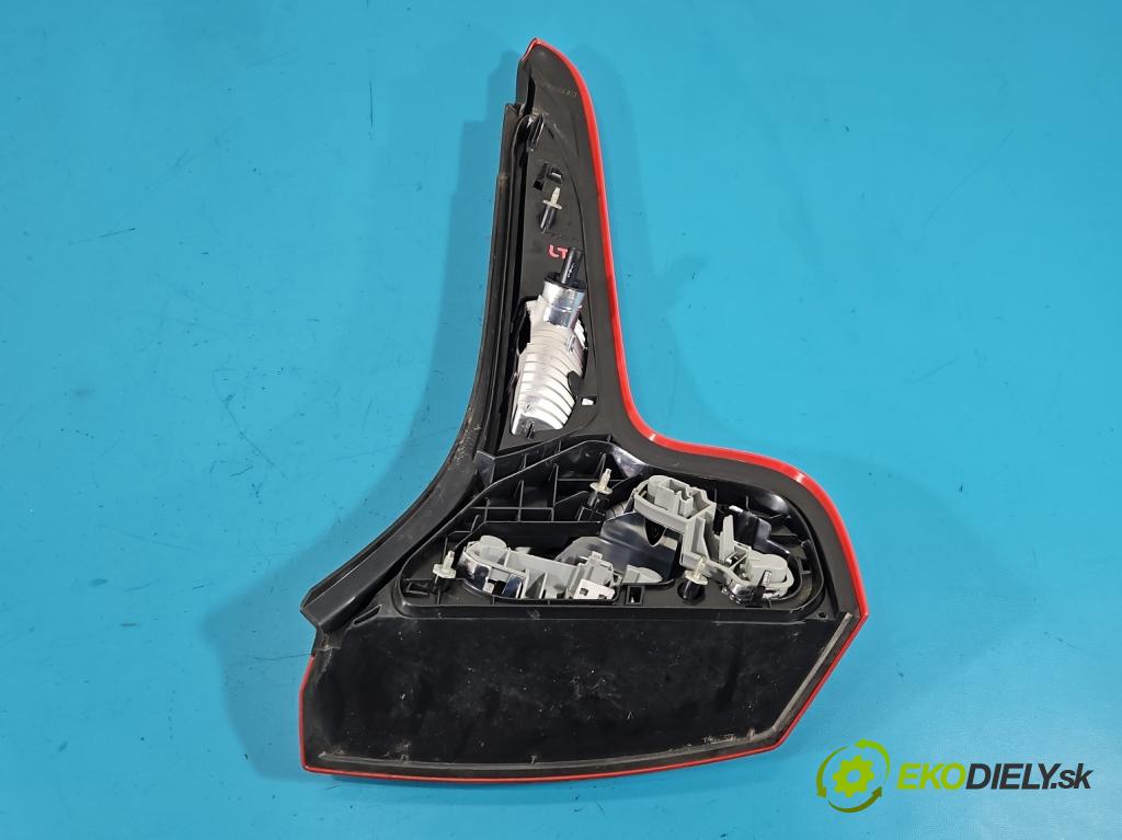 Volvo C30 1.6 hdi 109 HP manual 80 kW 1560 cm3 3- svetlo / reflektor zadné ľavé  (Kľučka dverí ostatné)