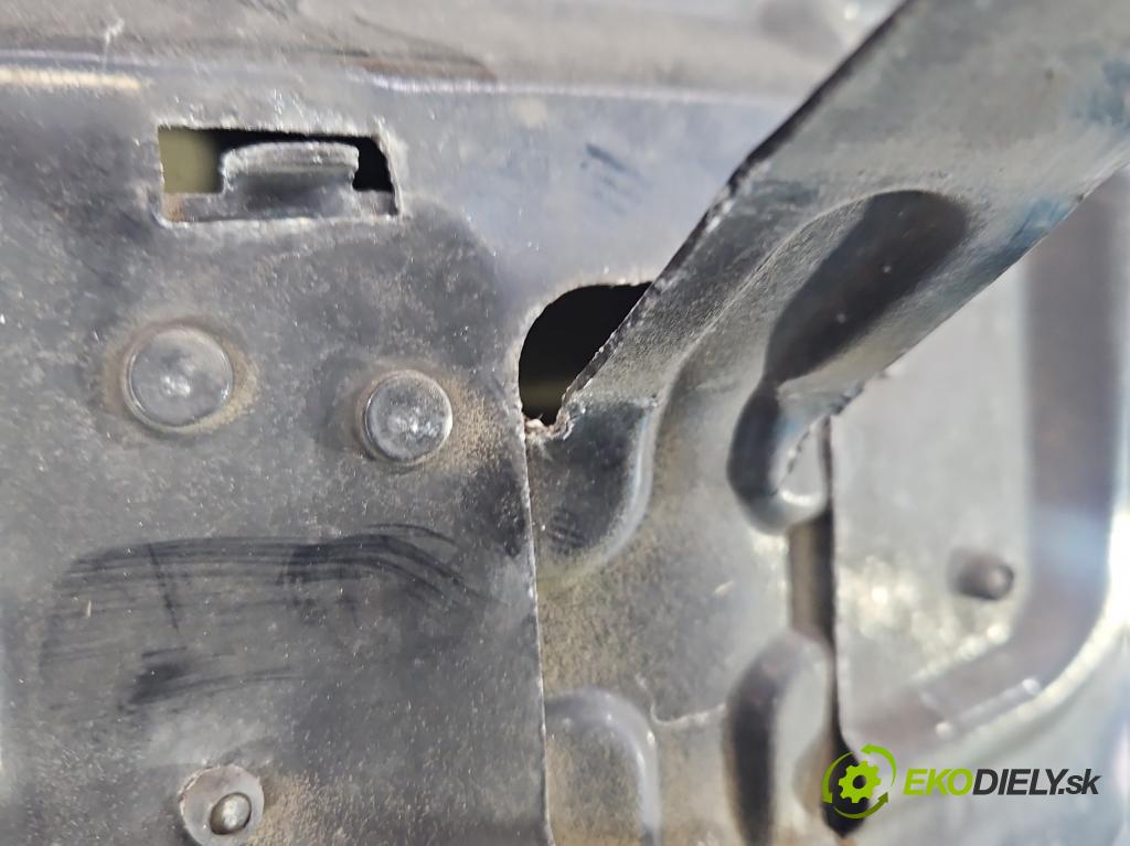 Citroen C3 III 2016-2024 1.2 12V 83 HP manual 61 kW 1199 cm3 5- kapota predná