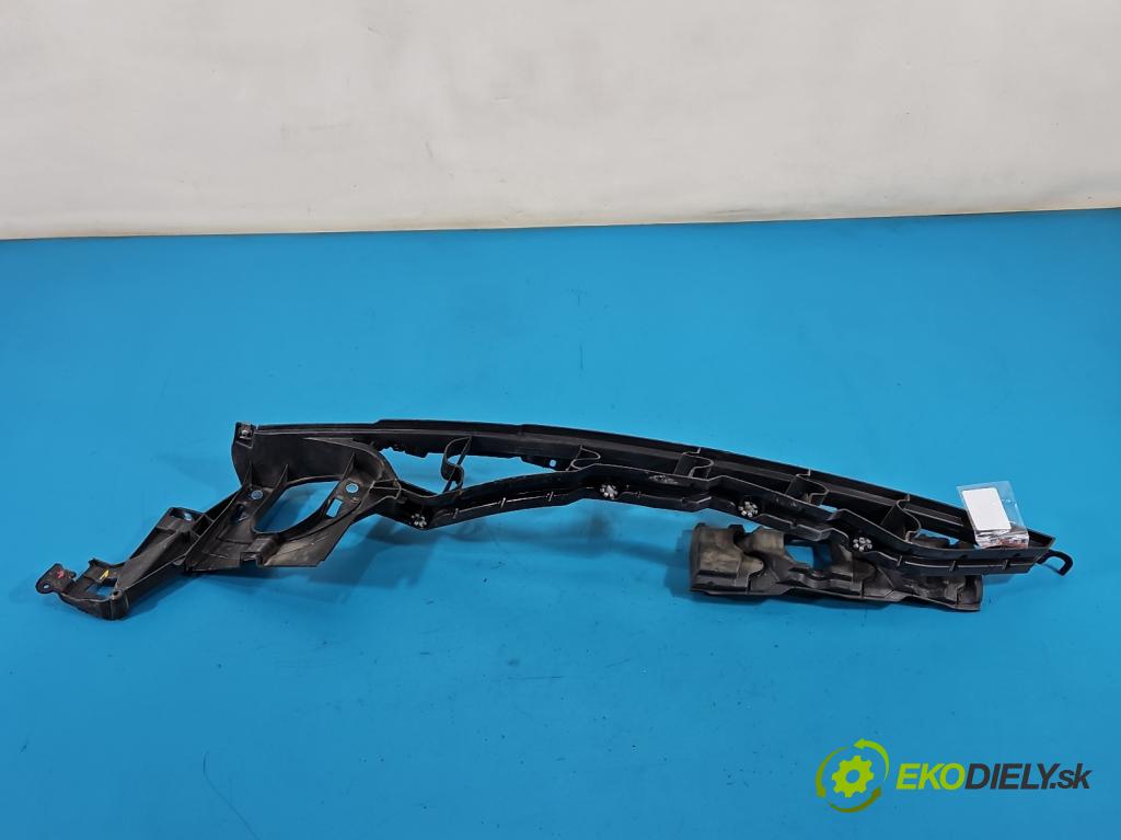 Bmw X5 E70 2006-2013 3.0d 245KM automatic 180 kW 2993 cm3 5- Upevnenie: 7157989