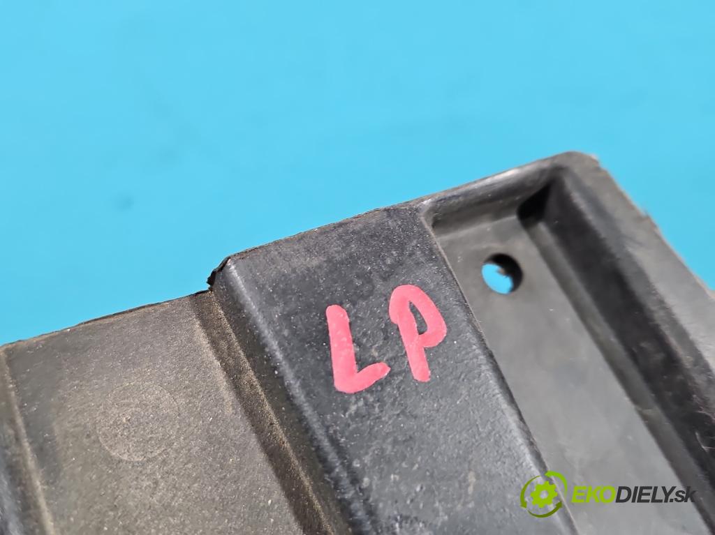 Bmw X5 E70 2006-2013 3.0d 245KM automatic 180 kW 2993 cm3 5- Upevnenie: 7157989