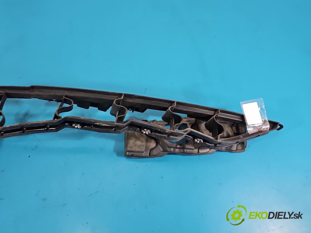 Bmw X5 E70 2006-2013 3.0d 245KM automatic 180 kW 2993 cm3 5- Upevnenie: 7157989