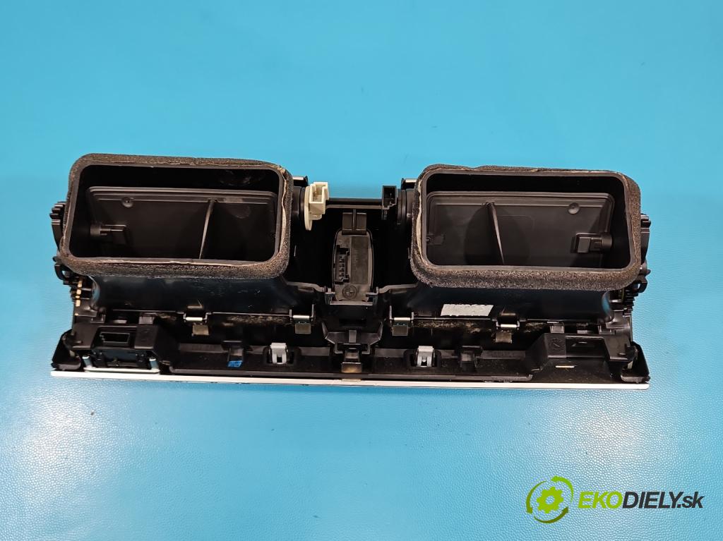 Bmw X5 E70 2006-2013 3.0d 245KM automatic 180 kW 2993 cm3 5- Mřížka: kúrenia stredová 9210705 (Mriežka kúrenia (fukár))