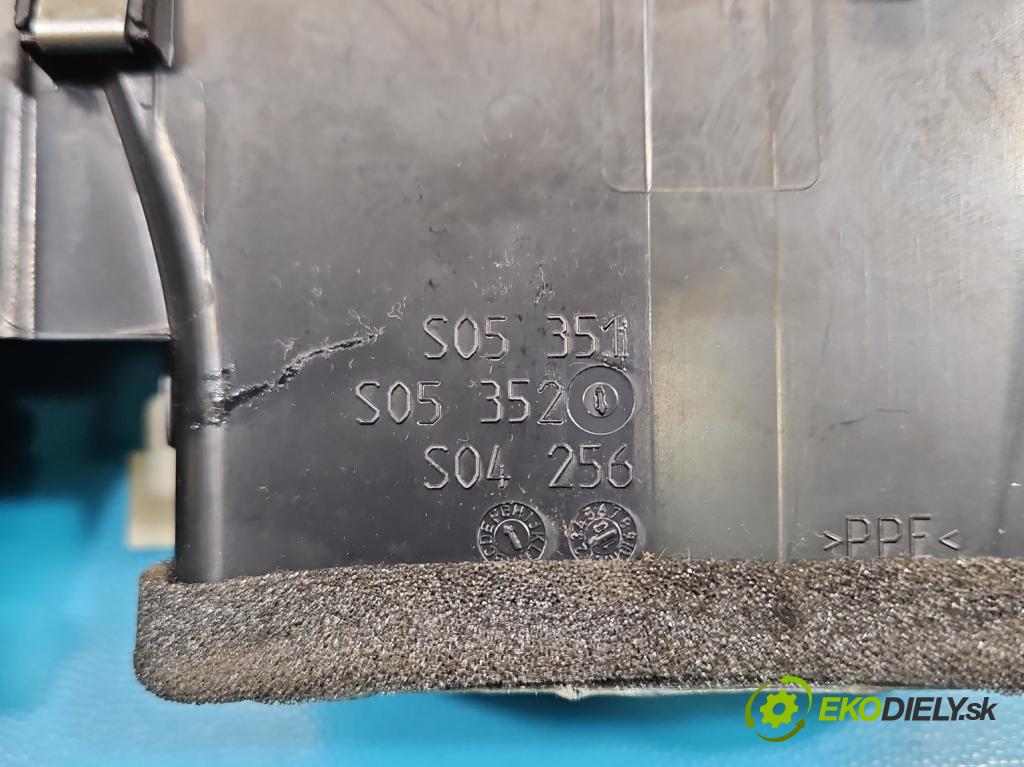 Bmw X5 E70 2006-2013 3.0d 245KM automatic 180 kW 2993 cm3 5- Mřížka: kúrenia stredová 9210705 (Mriežka kúrenia (fukár))