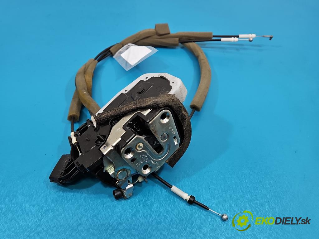 Nissan X-trail III T32 2013-2021 1.6 dci 131 hp automatic 96 kW 1598 cm3 5- zámek zadní pravý A3NS0-XJ