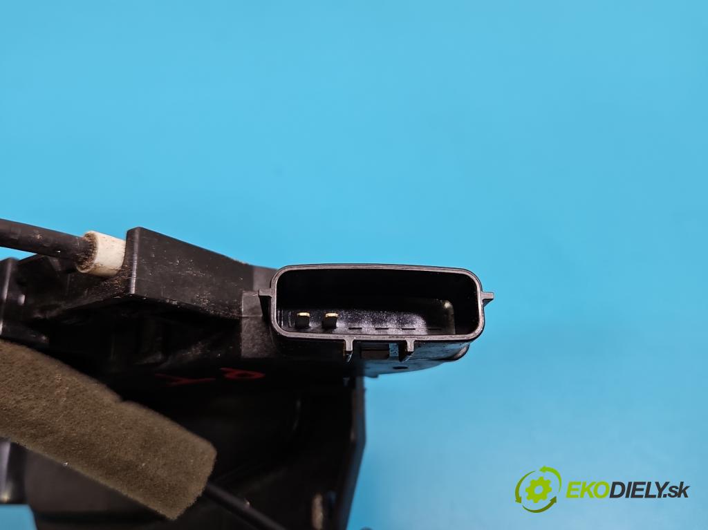 Nissan X-trail III T32 2013-2021 1.6 dci 131 hp automatic 96 kW 1598 cm3 5- zámek zadní pravý A3NS0-XJ