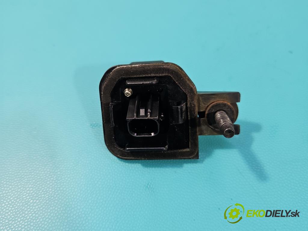 Toyota Auris II 2012-2018 1.8 16V 99 HP automatic 73 kW 1798 cm3 5- Kamera cúvania 86790-02130