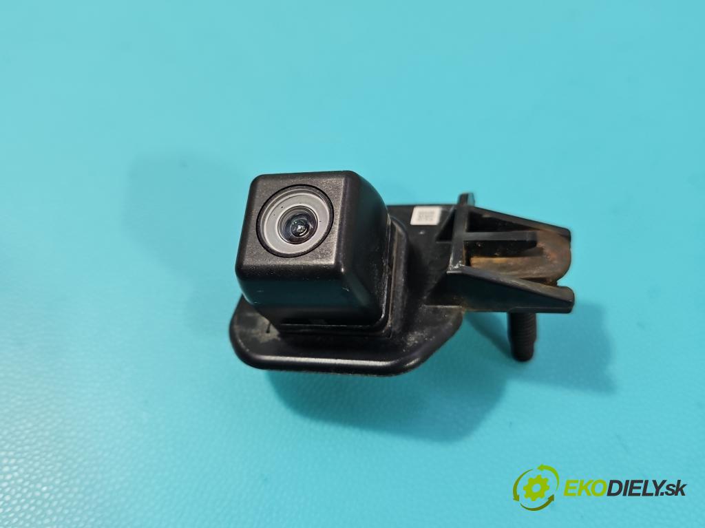 Toyota Auris II 2012-2018 1.8 16V 99 HP automatic 73 kW 1798 cm3 5- Kamera cúvania 86790-02130