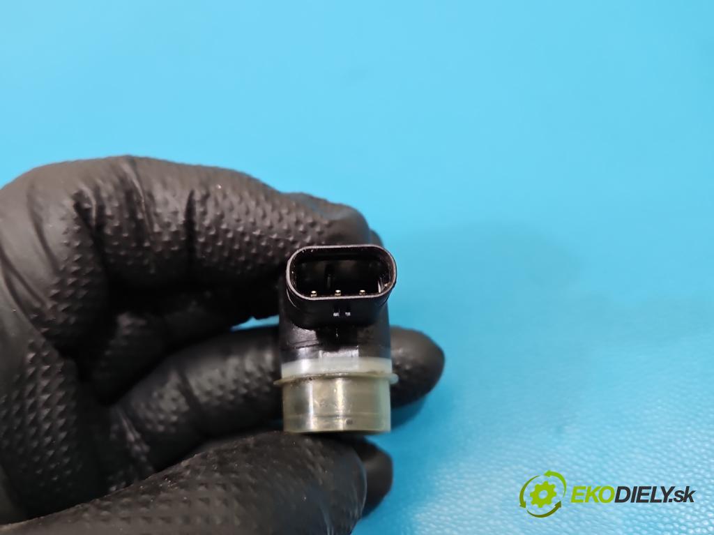 Nissan X-trail III T32 2013-2021 1.6 dci 131 hp automatic 96 kW 1598 cm3 5- snímač parkování 284384EA2A