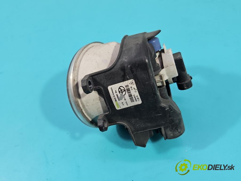 Toyota Auris II 2012-2018 1.8 16V 99 HP automatic 73 kW 1798 cm3 5- Halogen pravý 90008490 (Kľučka dverí ostatné)
