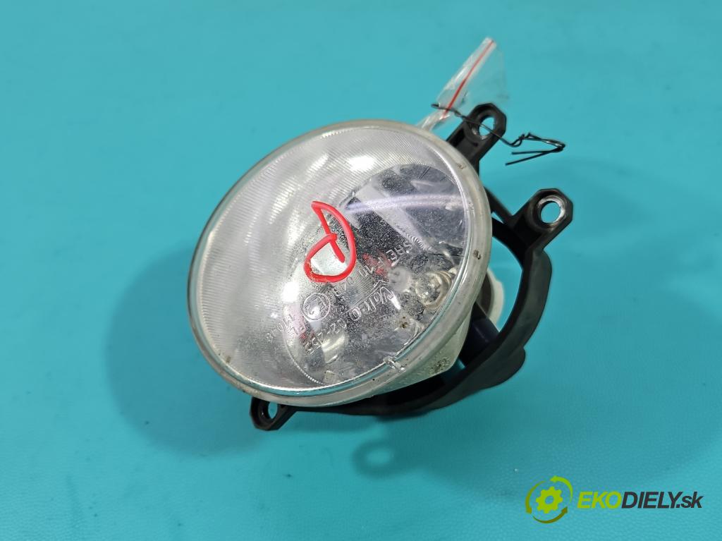 Toyota Auris II 2012-2018 1.8 16V 99 HP automatic 73 kW 1798 cm3 5- Halogen pravý 90008490 (Kľučka dverí ostatné)