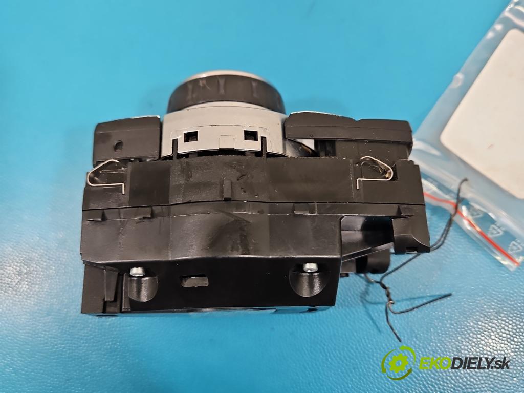 Bmw X5 E70 2006-2013 3.0d 245KM automatic 180 kW 2993 cm3 5- prepínač rádio: navigácie 9231116