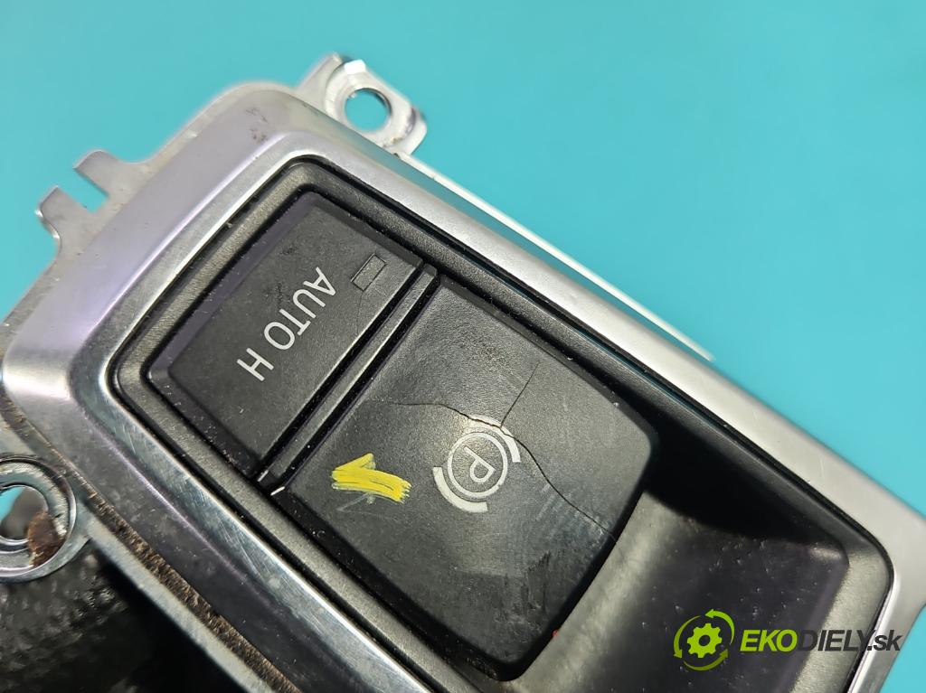 Bmw X5 E70 2006-2013 3.0d 245KM automatic 180 kW 2993 cm3 5- prepínač brzda: ručný 6975467 (Prepínacie páčky pod volantom)