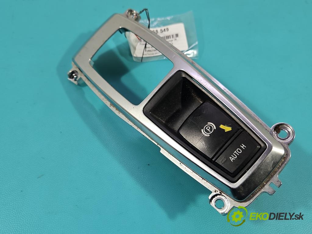 Bmw X5 E70 2006-2013 3.0d 245KM automatic 180 kW 2993 cm3 5- prepínač brzda: ručný 6975467 (Prepínacie páčky pod volantom)