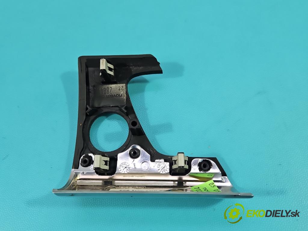 Bmw X5 E70 2006-2013 3.0d 245KM automatic 180 kW 2993 cm3 5- lišta ozdobná vnitŕní: 70P1045