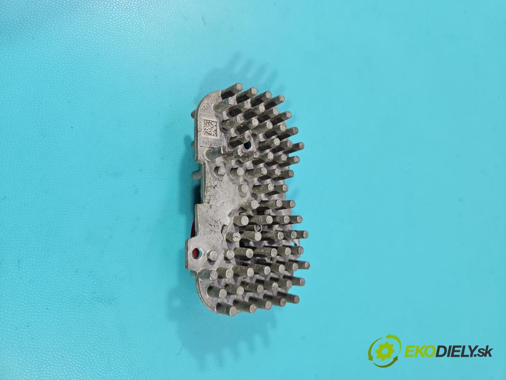 Bmw X5 E70 2006-2013 3.0d 245KM automatic 180 kW 2993 cm3 5- modul lampy: 1305715084