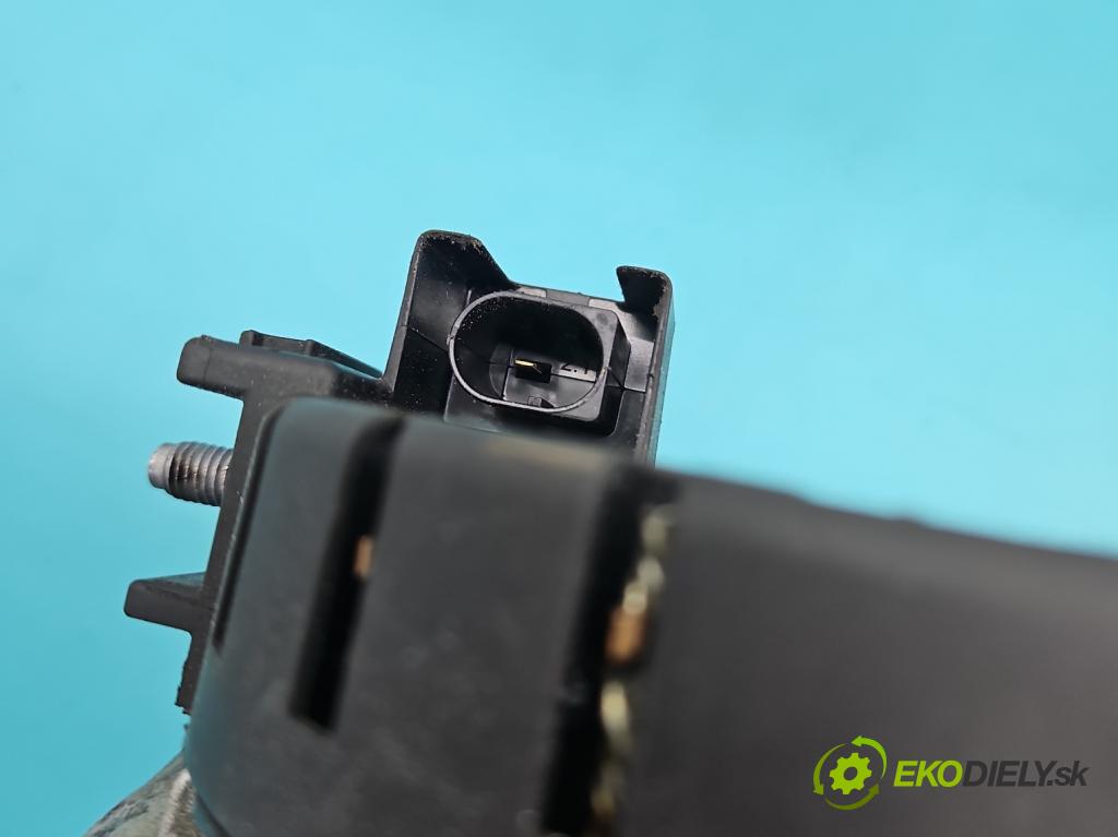 Mercedes A W177 2018- 2.0 T 306KM automatic 225 kW 1991 cm3 4- Alternator A0009068206 (Alternátor)